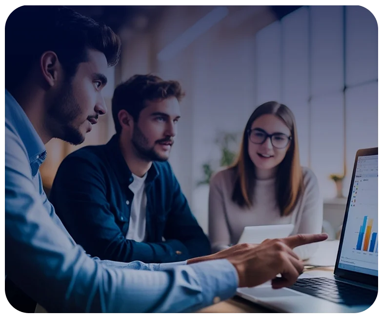 Equipo Frefity trabajando